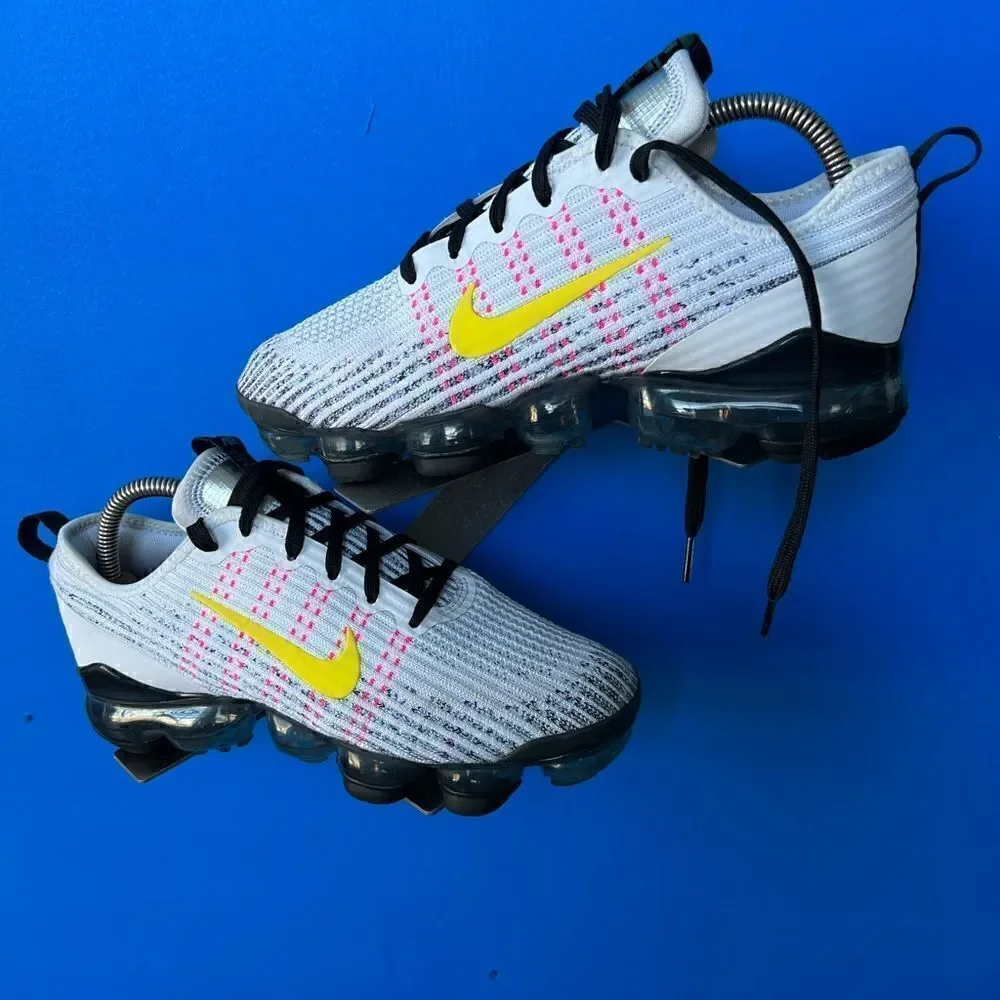 Nike Air VaporMax FK 3 GS White Dynamic Yellow - BQ5238 102 - Size: 6Y /…